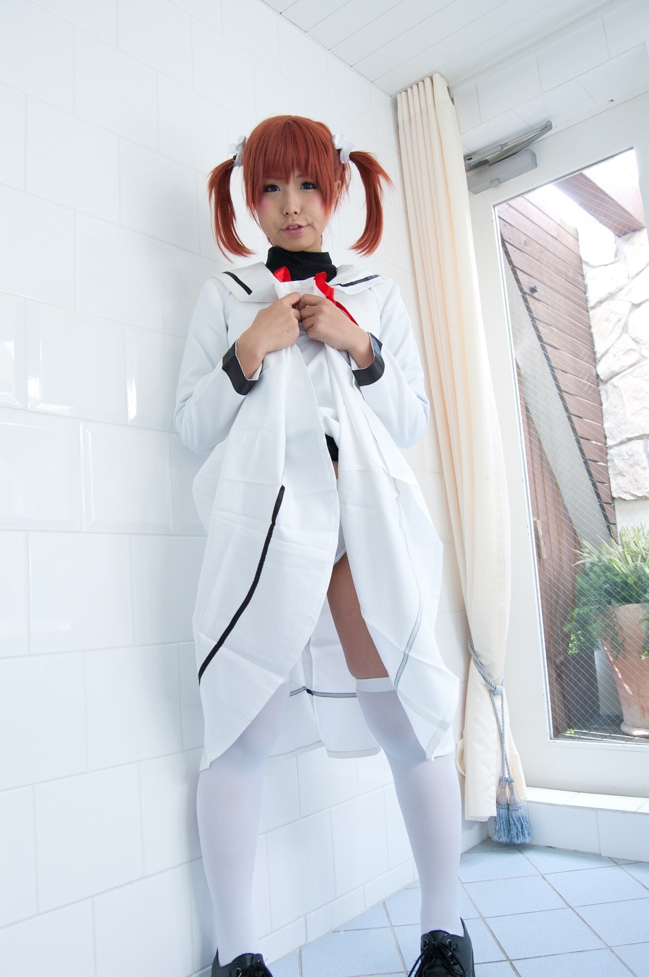 [Cosplay]  Hot Maho Shojo Lyrical Nanoha 1